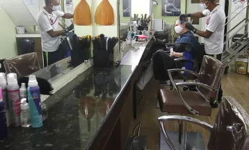 Setor de serviços do Paraná cresce acima da média nacional em 2025, aponta IBGE