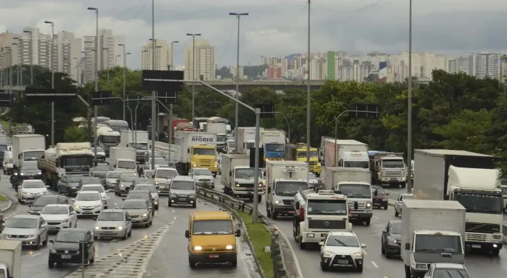 Crédito para carros de aplicativo tem teto elevado para R$ 200 mil