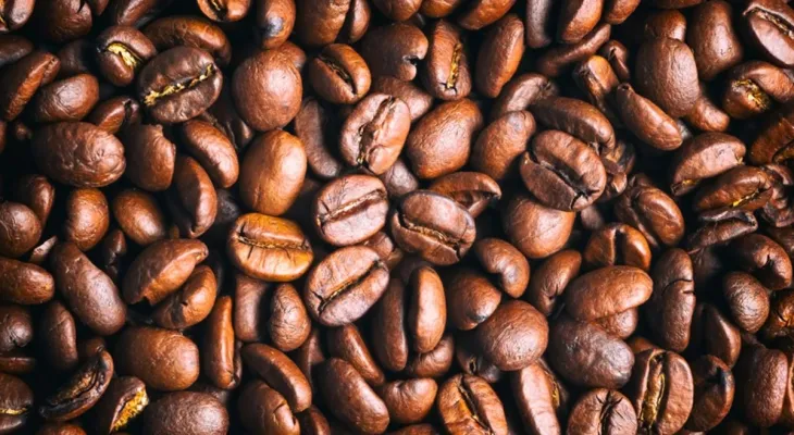 Trump diz que reduzirá tarifas para importação de café
