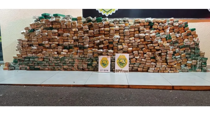 Polícia Militar apreende 751 kg de maconha em caminhão