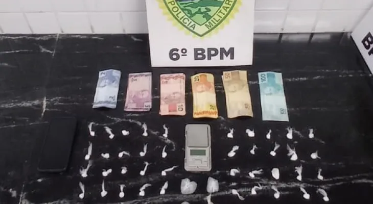 Polícia prende dois homens por tráfico de drogas em Cascavel