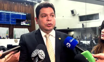 Gugu Bueno ataca 