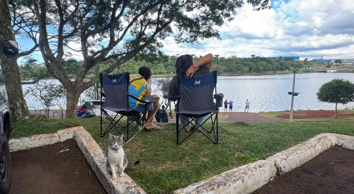 Calor marca fim do verão, mas frente fria pode provocar temporais no Paraná