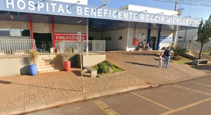 Atrasos, contratos inflados e alerta médico: hospital de Assis Chateaubriand opera no limite