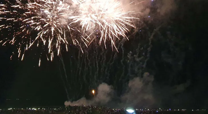 Queima de fogos pode desencadear crise sensorial em autistas