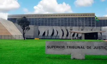 Justiça não pode mais multar advogado por abandono de causa, decide STJ