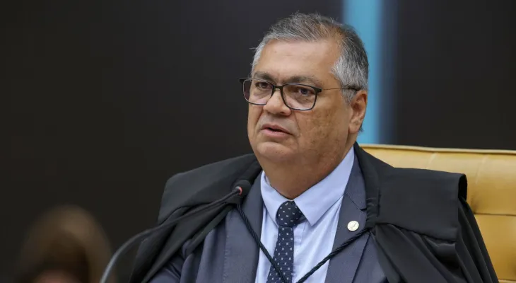 Flávio Dino manda partidos explicarem controle sobre emendas parlamentares ao STF