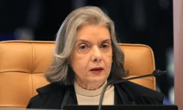 Cármen Lúcia defende Constituição como “instrumento de libertação permanente”