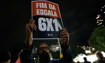 Justiça reconhece rescisão indireta de trabalhadora após mudança de escala de 5×2 para 6×1
