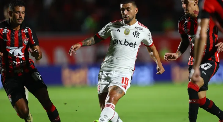 Vitória x Flamengo: onde assistir ao vivo, horário e prováveis escalações