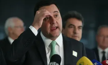 Banco Master e Credcesta colocam pagamentos a empresas da família de Ratinho sob questionamento