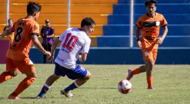 Paraná Clube atropela o Laranja Mecânica e assume a liderança isolada da Segundona