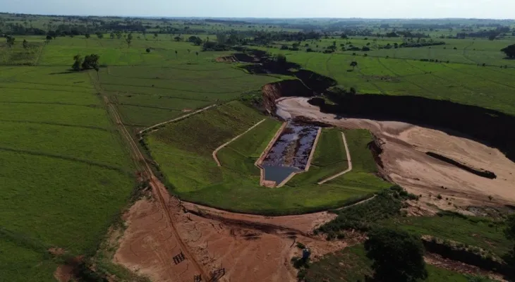 Obra da Itaipu avança para conter erosão em Loanda