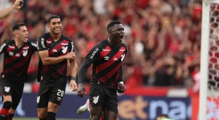 Athletico decide vaga na Copa do Brasil contra o Atlético-GO