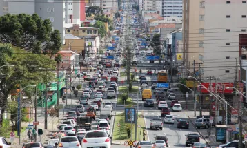 Projeto propõe restringir obras em rodovias estaduais nos horários de pico no Paraná