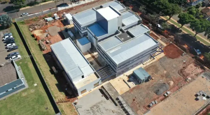 Deputado Gugu Bueno anuncia R$ 8 milhões para reforma do CAIC Santa Cruz, em Cascavel