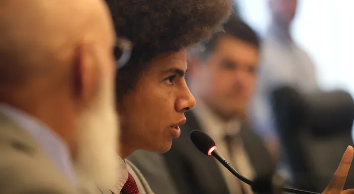 Conselho de Ética da Alep aprova cassação de Renato Freitas por maioria