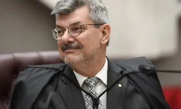 STJ condena ministro Marco Buzzi por importunação sexual e propõe perda do cargo