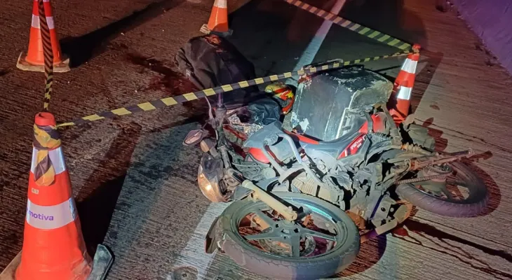 Motociclista de 37 anos morre em acidente com caminhão na BR-376, em Jandaia do Sul