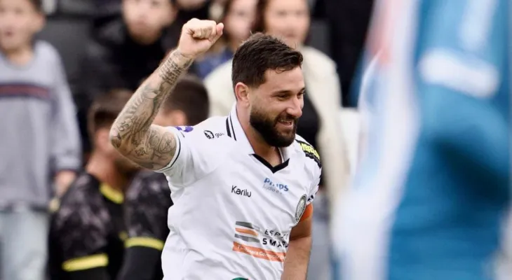Com show de Boschilia, Operário domina o clássico contra o Londrina no Germano Krüger