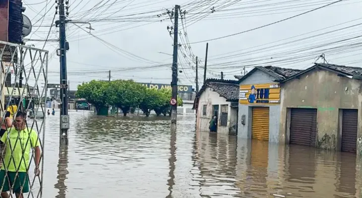 Paraíba decreta calamidade e Pernambuco soma 27 cidades em emergência após temporais