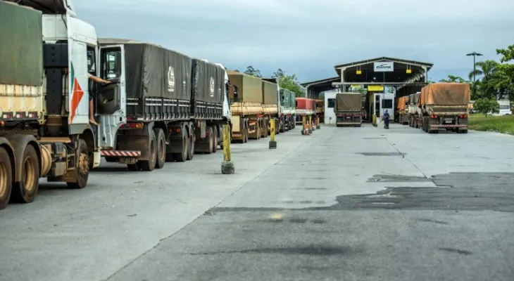 Greve dos caminhoneiros hoje? Governo tenta evitar paralisação com votação da MP do Frete