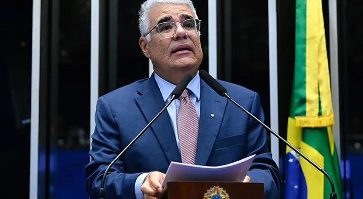 Eduardo Girão critica prisão de Filipe Martins no Senado e aponta “narrativas” em decisão