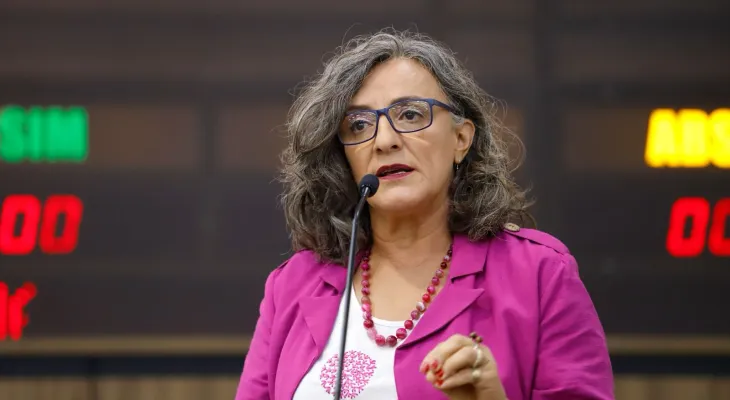Vereadora de Maringá é acusada por ex-assessor de rachadinha