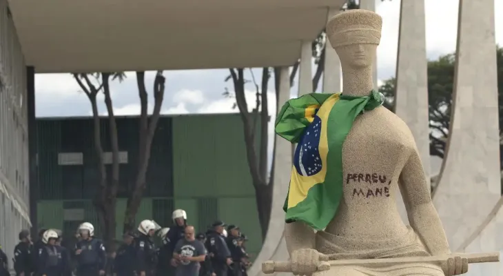 Débora do Batom recorre para ser beneficiada pela Lei da Dosimetria
