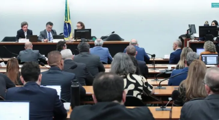 Agro defende transição gradual em debate sobre redução da jornada de trabalho
