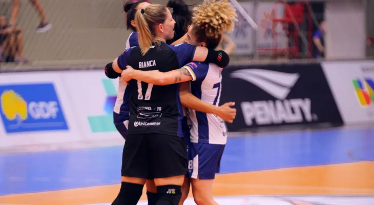 Futsal feminino: Stein Cascavel estreia com vitória na Supercopa
