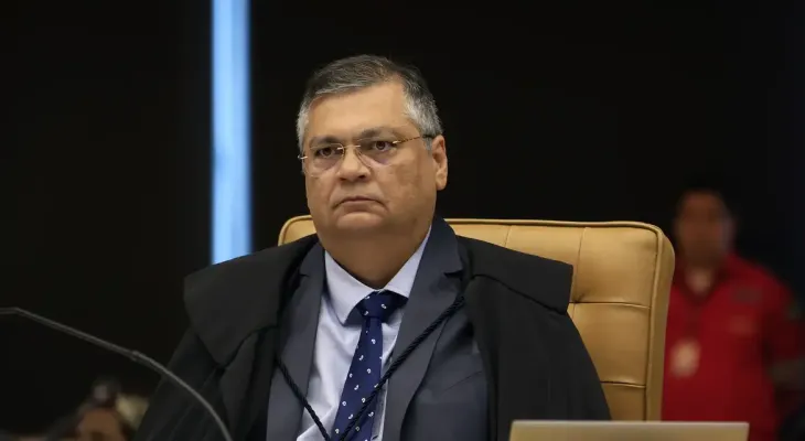 Dino mantém remoção de vídeos de vereador que ofendeu adversário