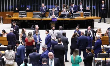 Câmara aprova projeto que restringe multas ambientais com base em imagens de satélite