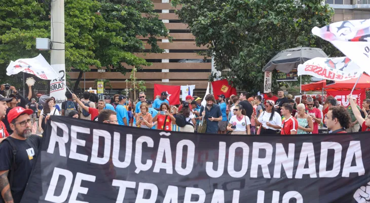 Descanso ou recessão? Entenda a disputa sobre o fim da escala 6x1