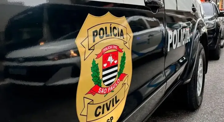 Operação investiga ONG ligada à produtora de filme sobre Bolsonaro por contrato de R$ 108 milhões