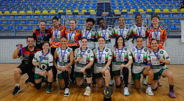 Meninas da Fag Cascavel estreiam na Liga Nacional de handebol neste sábado