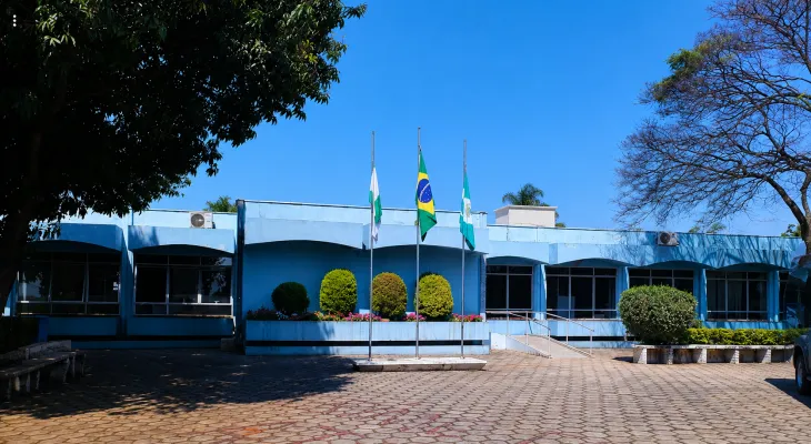 Capitão Leônidas Marques entra na mira do MP após suspeita de superfaturamento em serviços de máquinas