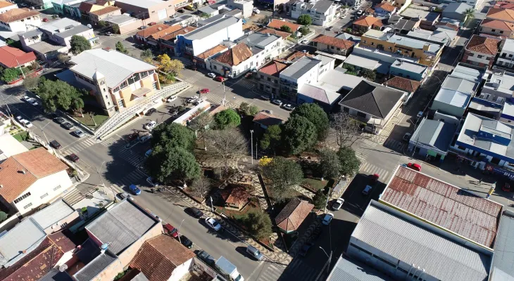 Ipiranga contratou empresa de servidor municipal em licitação, aponta TCE-PR