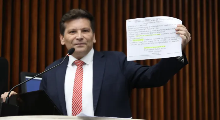 Pesquisa que impulsiona candidato governista é divulgada após contrato de R$ 583 mil entre Estado e instituto