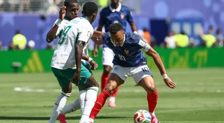 Copa do Mundo: com dois de Mbappé, França estreia com vitória sobre Senegal por 3 a 1