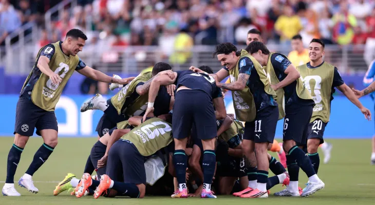 Paraguai vence Turquia com gol relâmpago e mantém sonho de classificação vivo