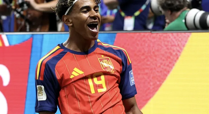 Espanha goleia Arábia Saudita e fica perto das oitavas da Copa do Mundo