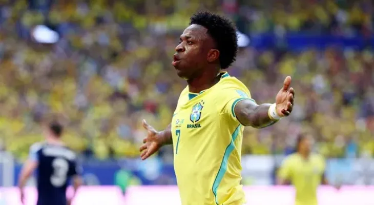 Brasil vence a Escócia e confirma liderança do Grupo C na Copa do Mundo