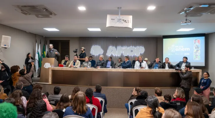 Projeto +ENEM é lançado no Oeste para preparar 12 mil estudantes da rede pública