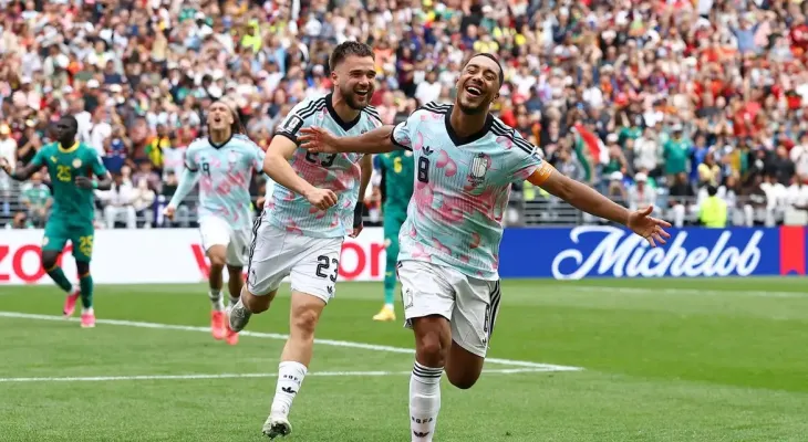 Bélgica vira sobre Senegal na prorrogação e avança às oitavas da Copa do Mundo