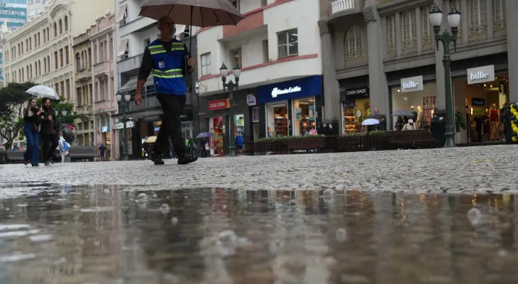 Simepar: junho teve chuva acima da média, frio intenso e tornado no Paraná