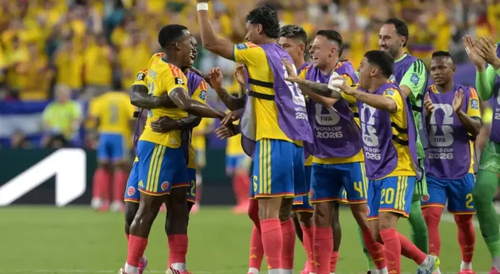 Colômbia vence Gana com gol de Arias e pega a Suíça nas oitavas da Copa