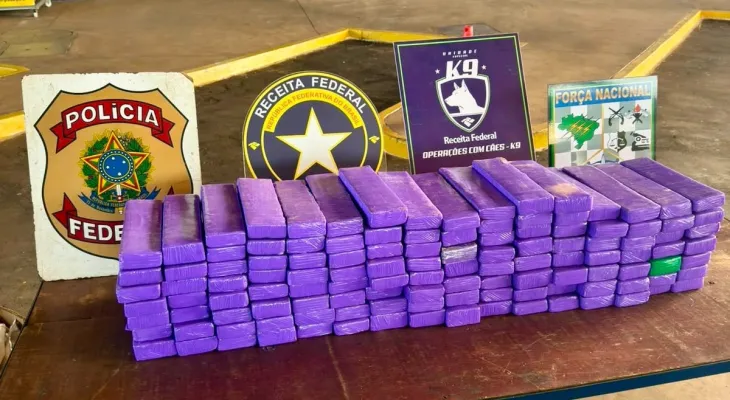 Receita Federal apreende mais de 100 kg de droga na Ponte Internacional da Amizade