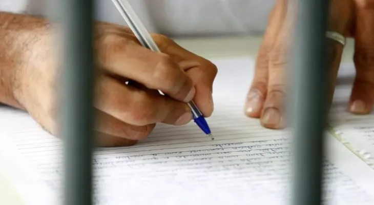 Resolução da Seed abre caminho para fechamento de turmas e gera críticas por impacto na socioeducação