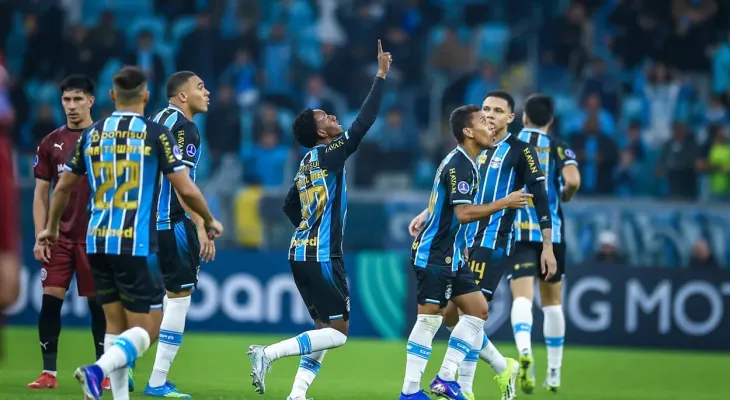 Brasileirão volta após a Copa do Mundo com disputa acirrada contra o rebaixamento; veja a situação dos clubes